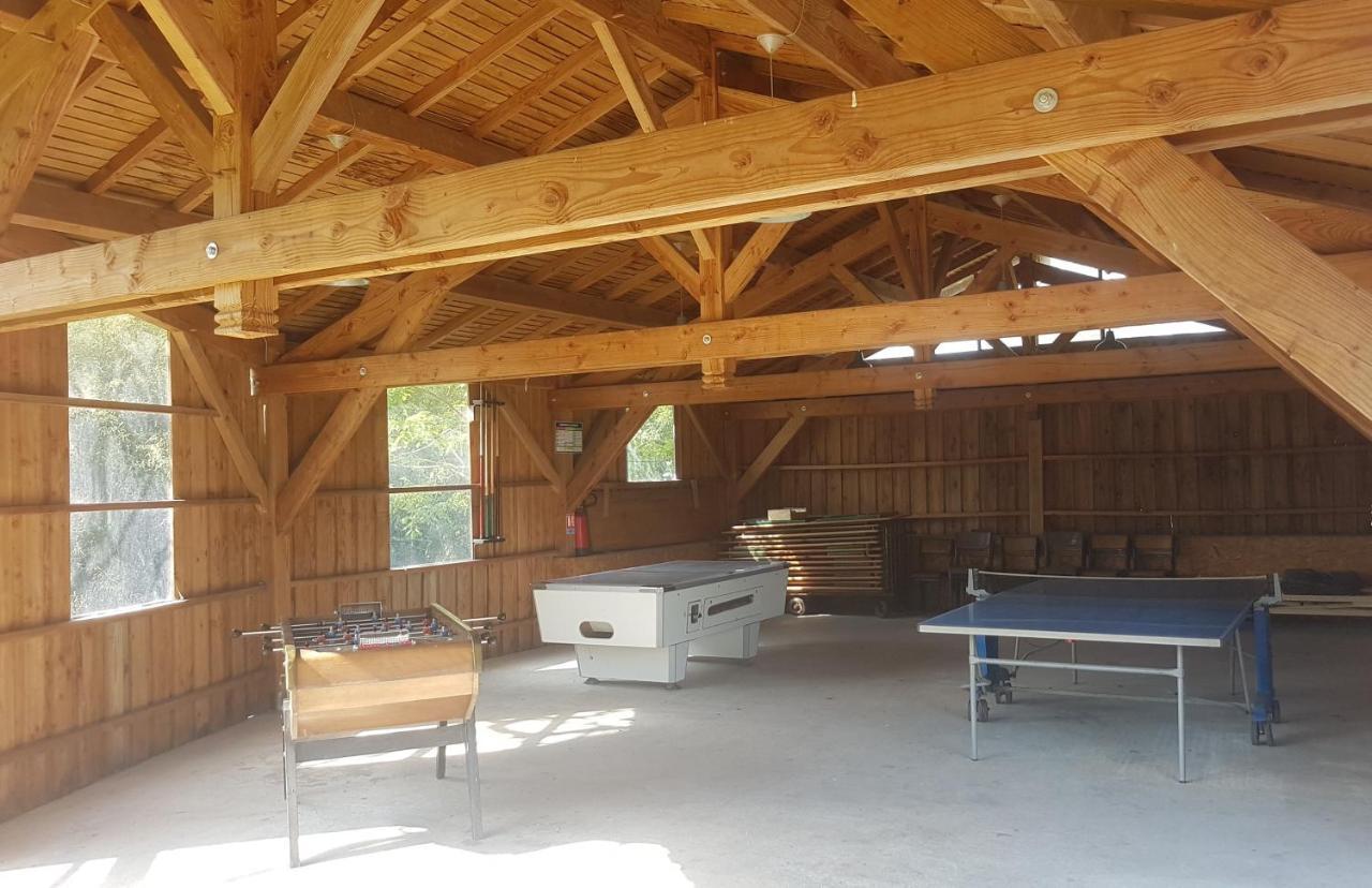 Camping De La Chagnee Saint-Aubin-le-Cloud Exterior photo